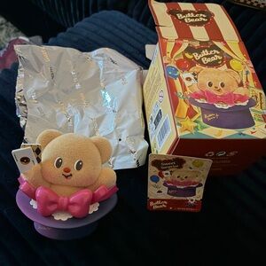 Miniso Butterbear Top Team Series- Sweet Surprise